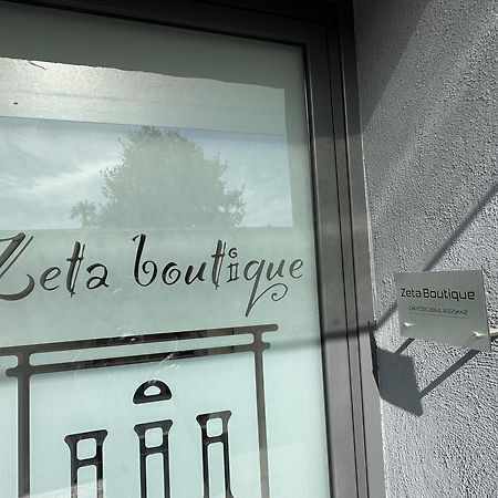 Отель Zeta Boutique Казерта Экстерьер фото